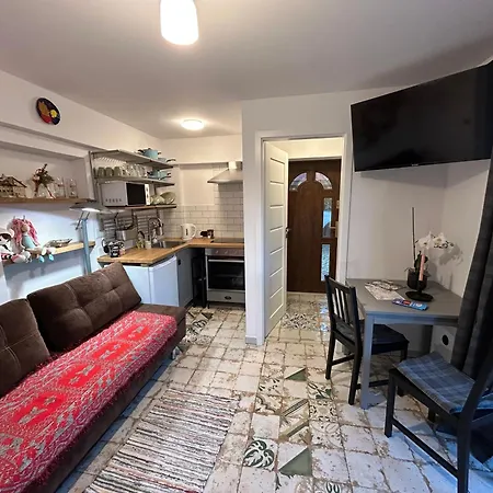 W Górach Nad Strumieniem *