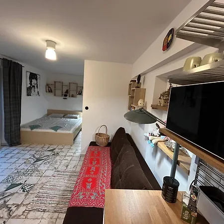 W Górach Nad Strumieniem Apartamento