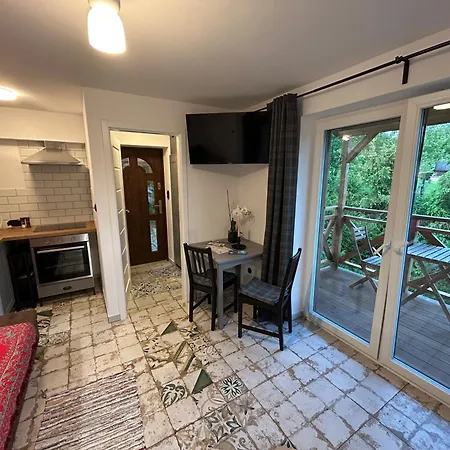 W Górach Nad Strumieniem Apartamento *